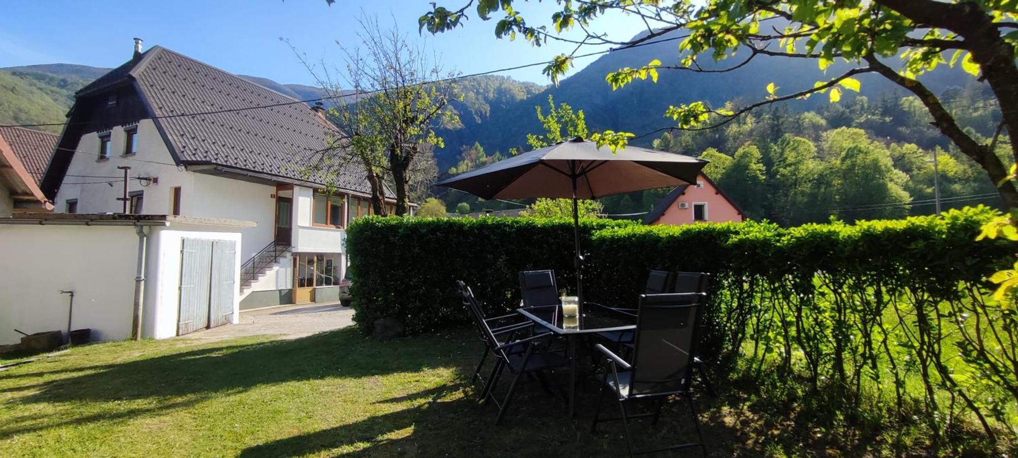 Apartma Soca Oasis Srpenica 外观 照片
